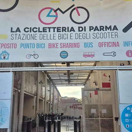 Liberamente-nellina-parcheggio Incluso Parma